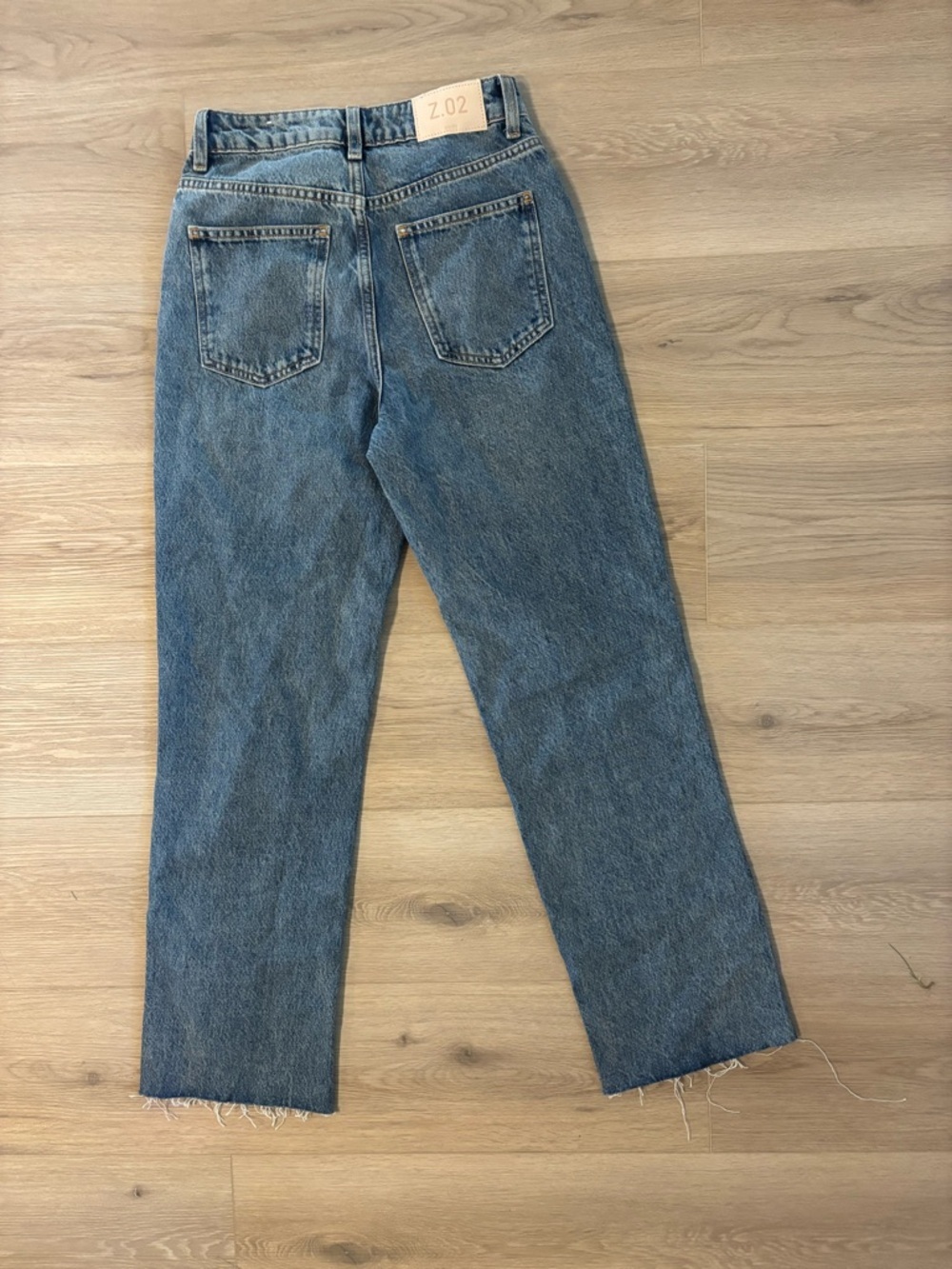 Zara High Waist Mom Jeans Straight-Leg  in Washed Blue Denim MSRP $50 - Picture 4 of 5